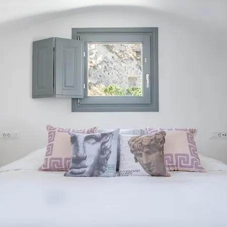 Lagadi By K&k * Messaria (Santorini)